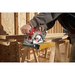 Milwaukee 2833-20 M18 FUEL™ 6-1/2” Circular Saw (Tool Only)