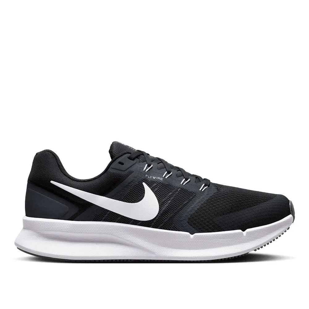 Nike Men's Run Swift 3 Road Running Shoes