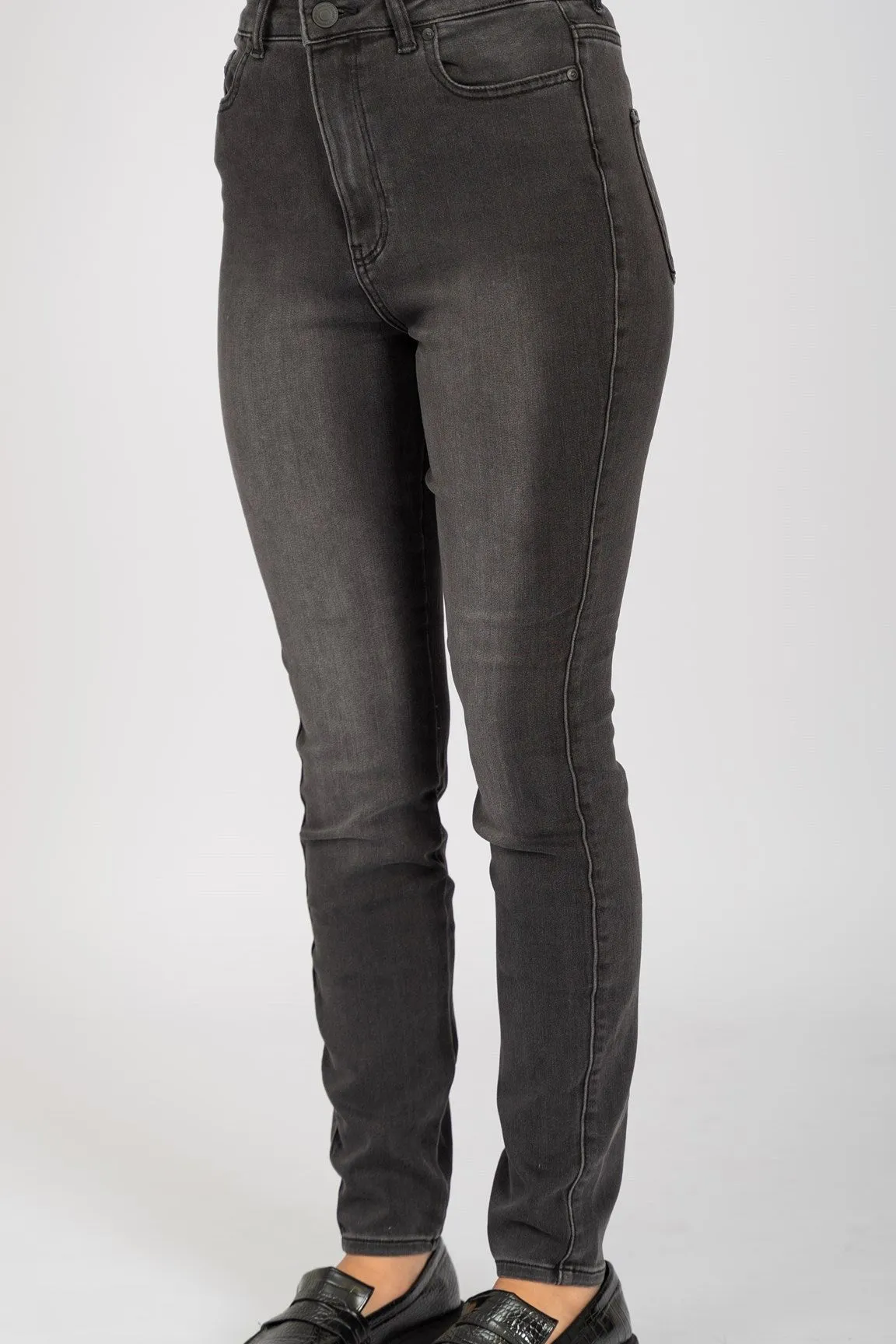 Performance Skinny Jeans - Washed Black Denim