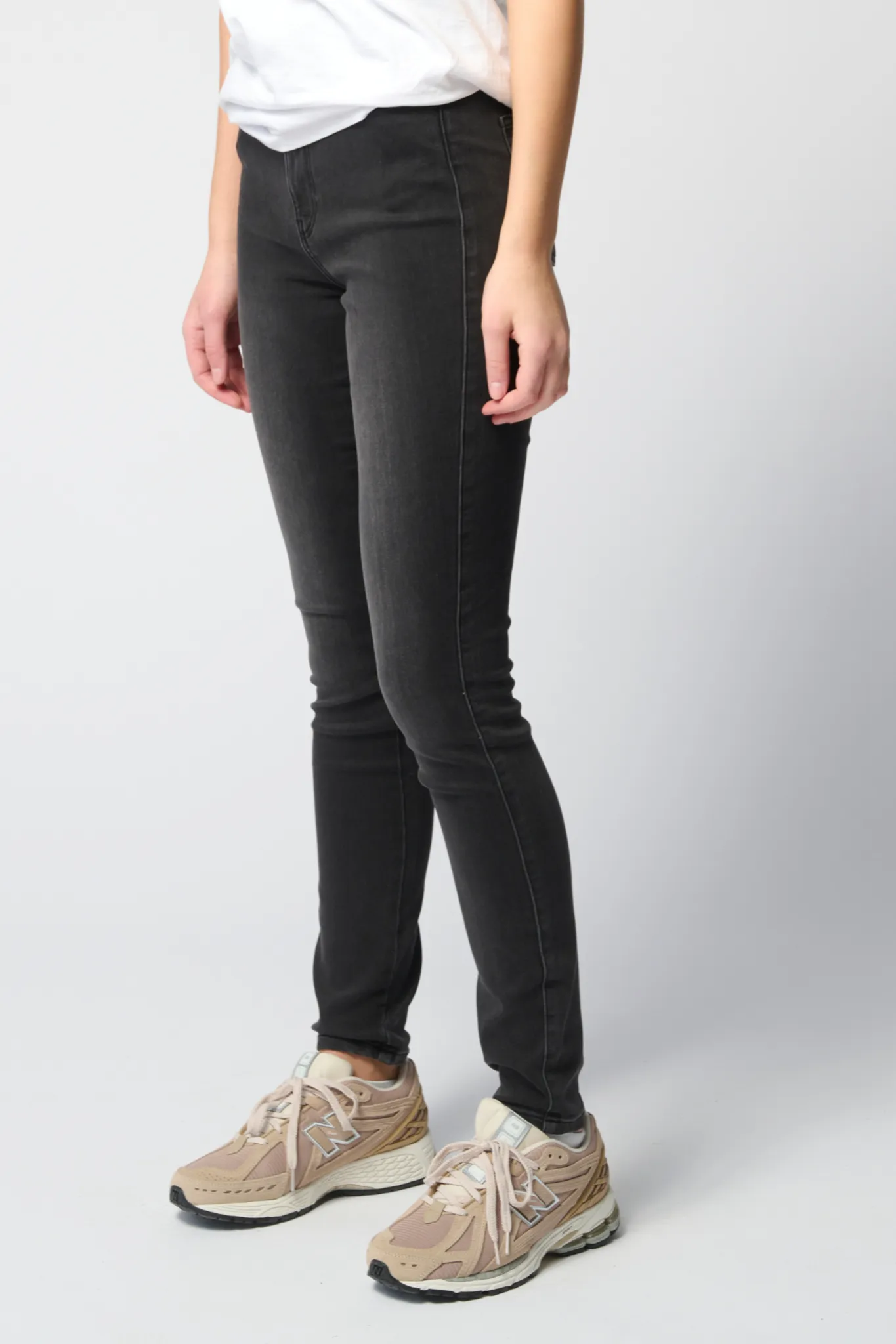 Performance Skinny Jeans - Washed Black Denim