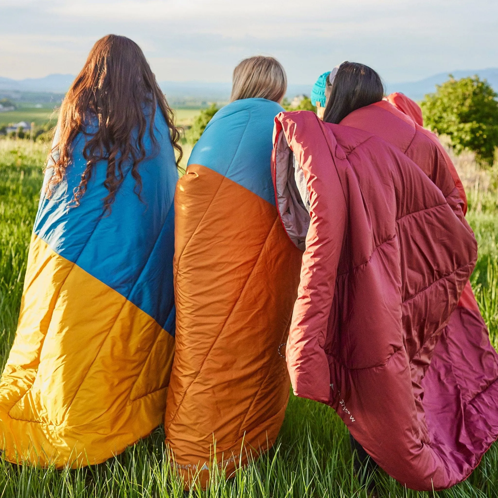 Teton Sports Acadia Mammoth Outdoor Camp Blanket in Goldenrod/Peacock