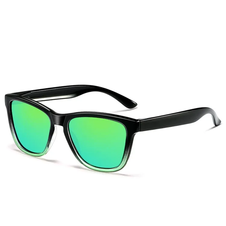 Unisex Retro Fashion Plastic Frame UV400 Polarized Sunglasses  (Gradient Black  Green)