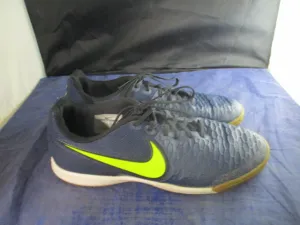 Used Nike MagistaX Pro Soccer Turf Cleats Adult Size 8.5